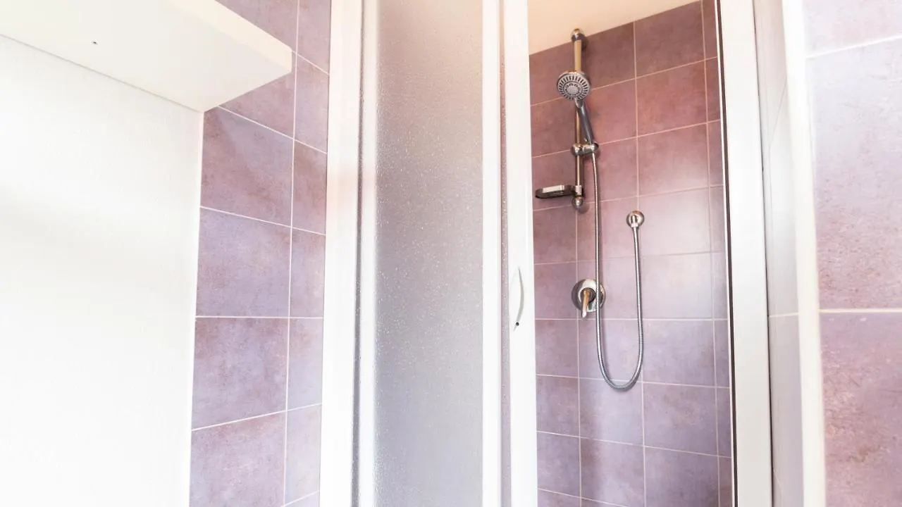 Spapparra B&B Cabras Bed & Breakfast