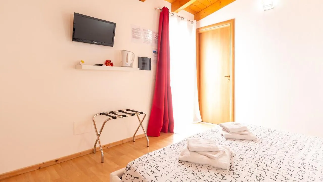 Couette-café Spapparra B&B Càbras